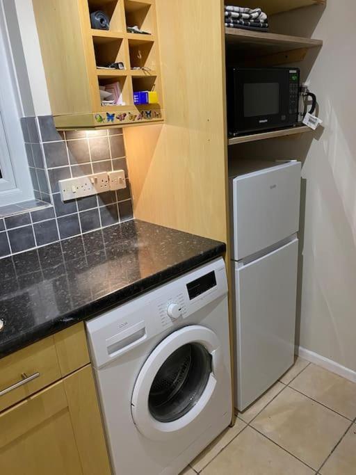 Walnut Apartment Larne Extérieur photo